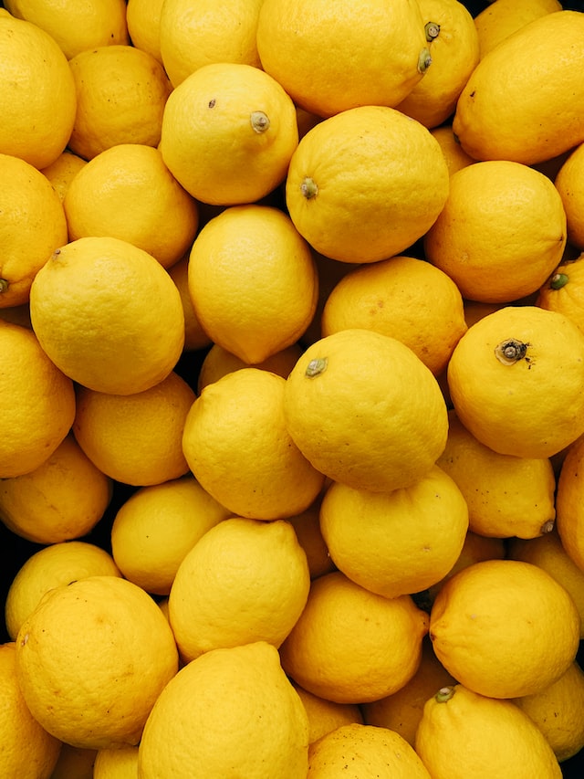 a lot of lemons