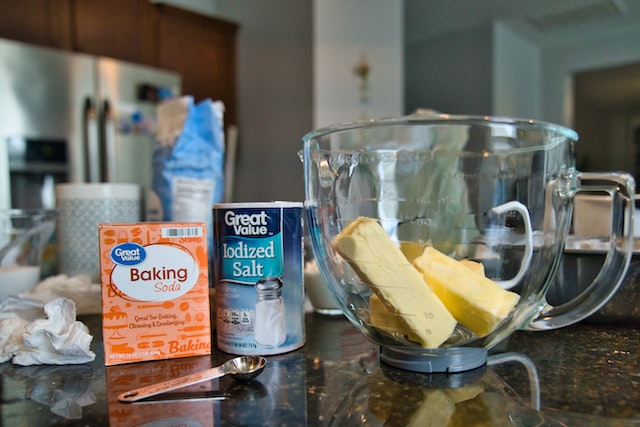 baking soda and another thing for baking