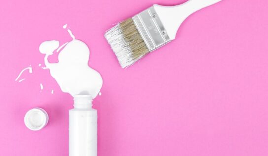 How to Clean a Hard Paint Brush